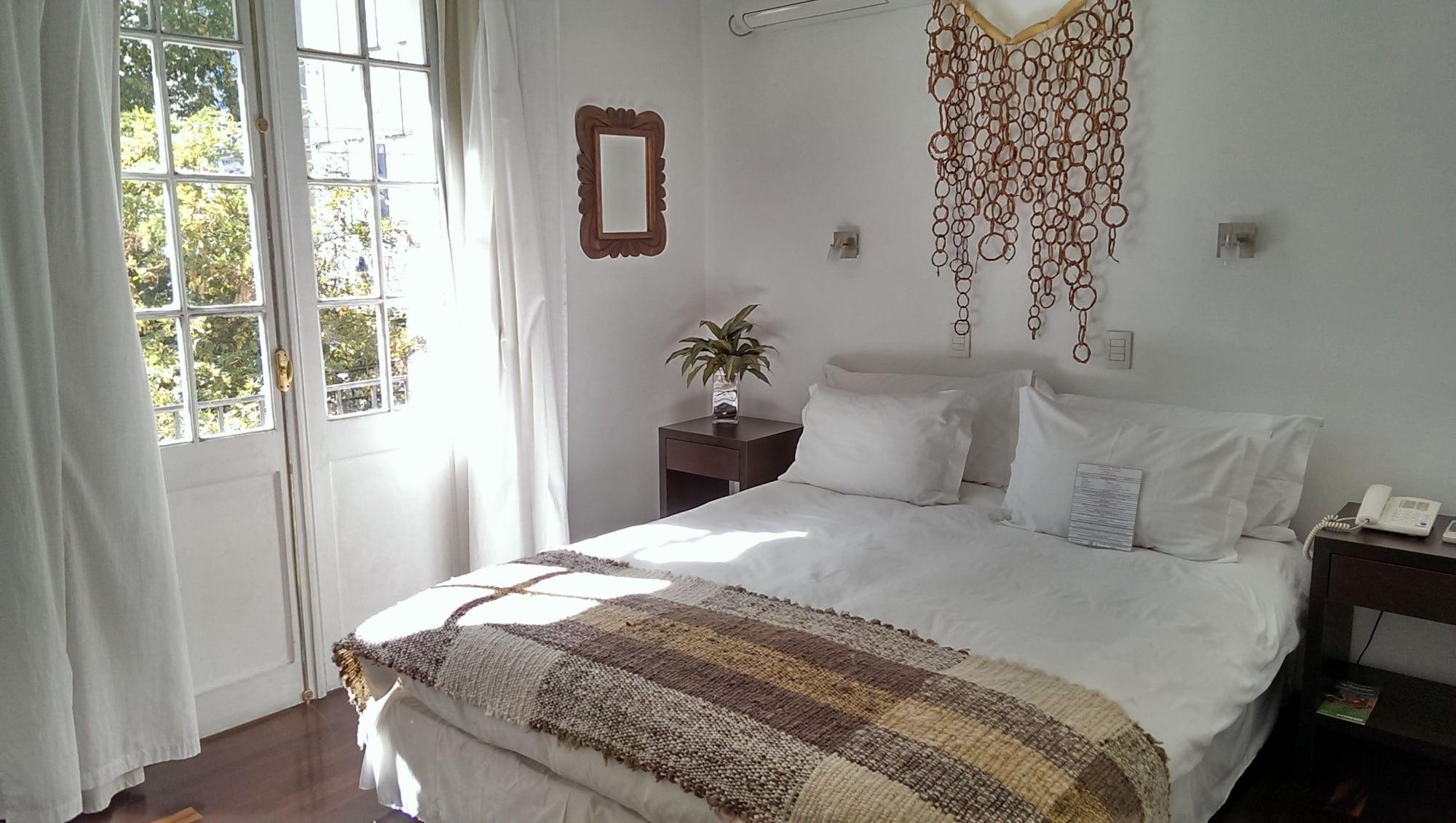 Meridiano Sur Petit Hotel Santiago Exterior photo